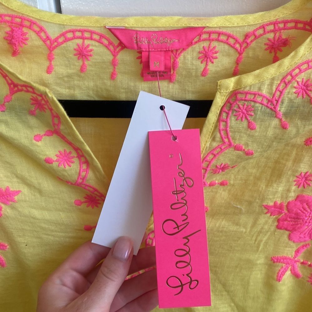 Lilly Pulitzer Size Medium Blouse Seacoast Linen! NWT!!​ - Picture 2 of 5